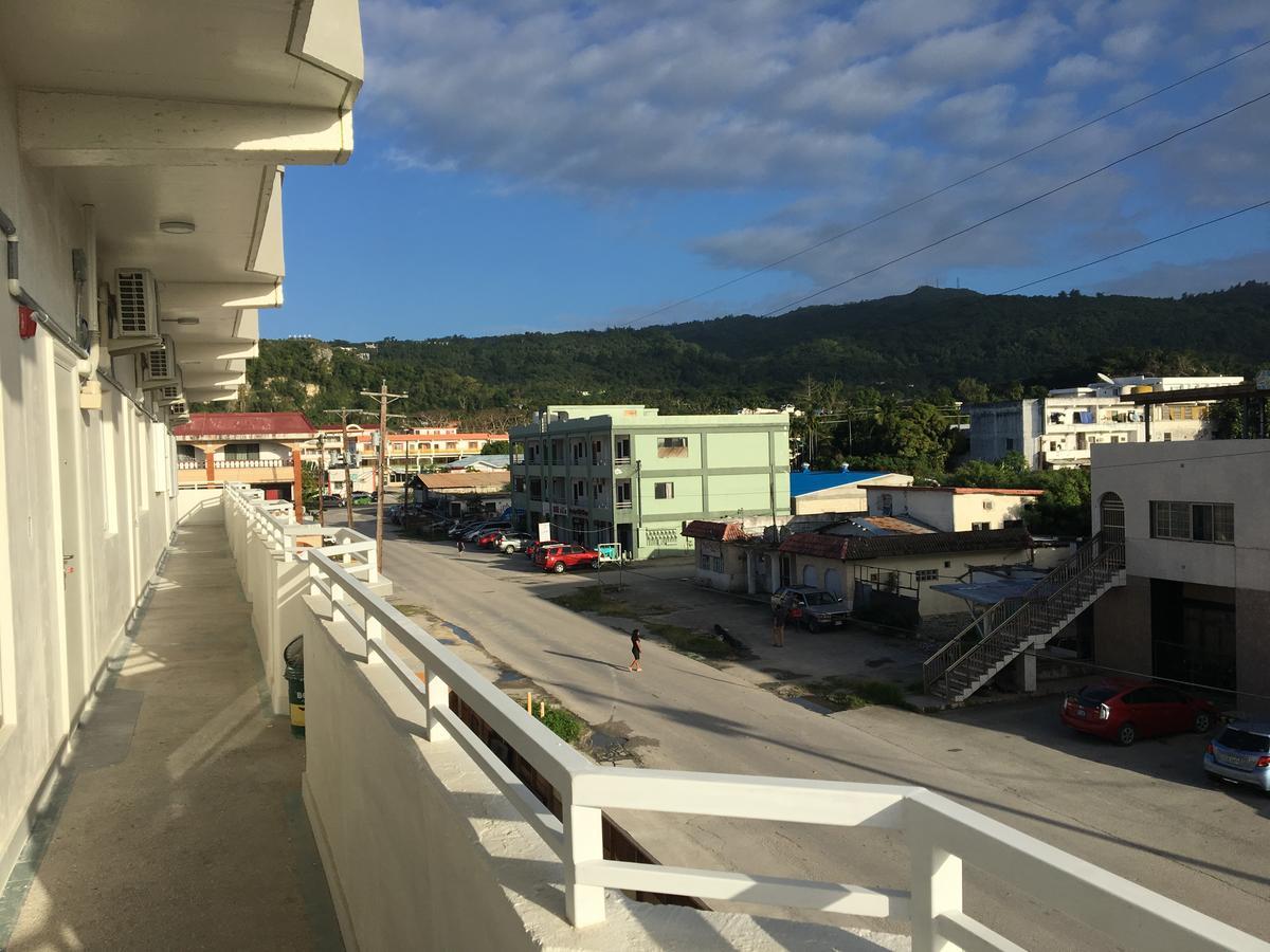 Clear Water Hotel Garapan Exterior photo